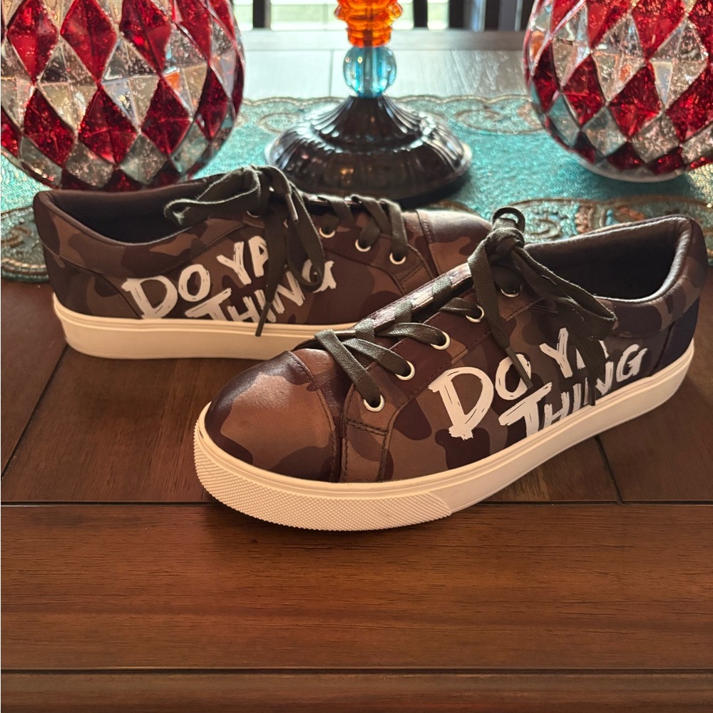 Aldo Brown and White Sneakers - Picture 2 of 7